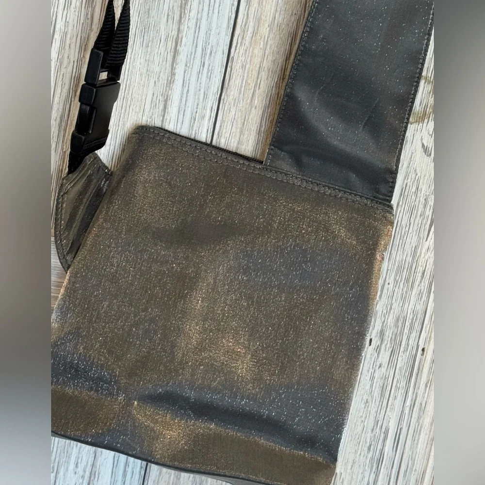 USA Sport Gray Crossbody Bag NWT - Picture 6 of 6